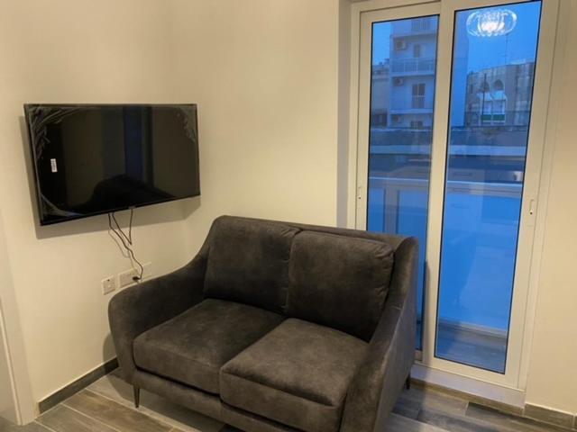 One Beautiful Bedroom Flat In Pieta Exterior photo