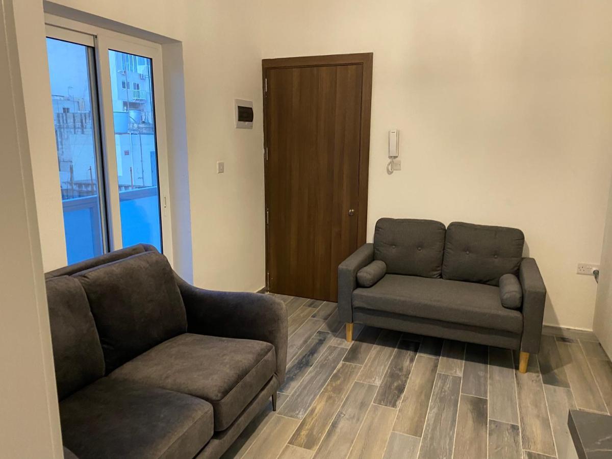 One Beautiful Bedroom Flat In Pieta Exterior photo